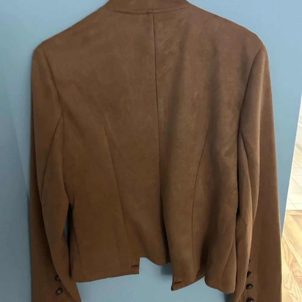 Suede jackets with buttons size Medium - Picture 4 of 4